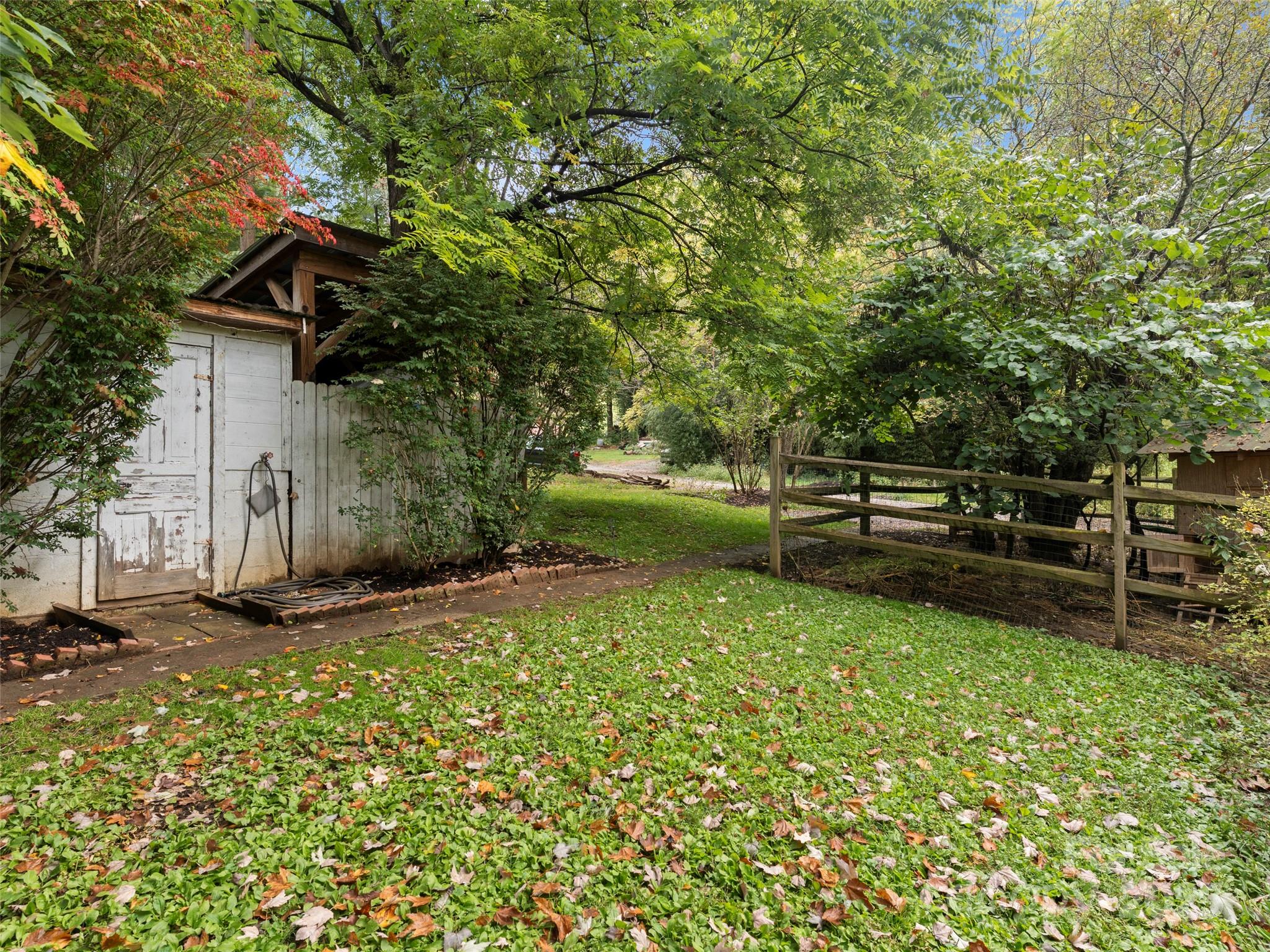 27 Barkn Cove Canton NC 28716