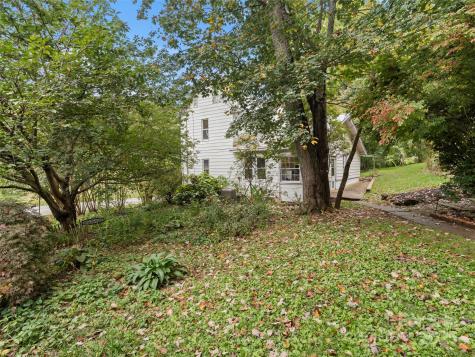 27 Barkn Cove Canton NC 28716