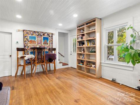 27 Barkn Cove Canton NC 28716