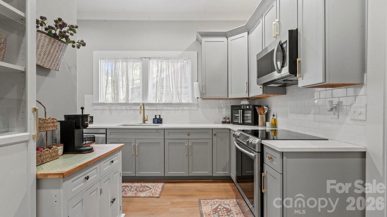 413 W 5th Avenue Gastonia NC 28052