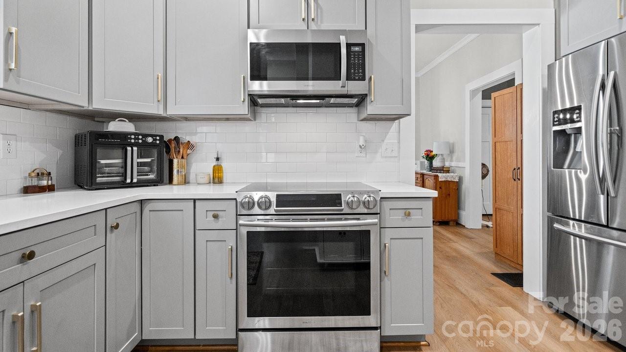 413 W 5th Avenue Gastonia NC 28052