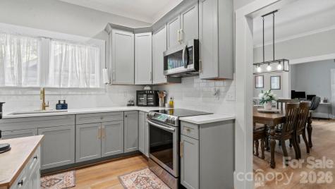 413 W 5th Avenue Gastonia NC 28052