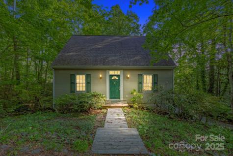 124 Hilltop Road Black Mountain NC 28711