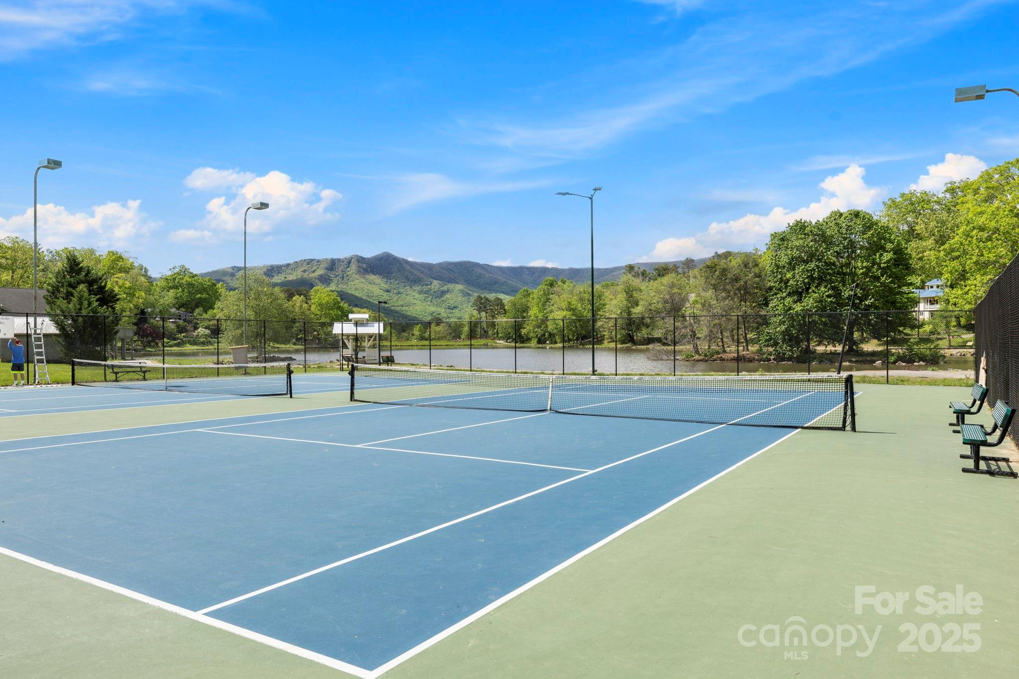 124 Hilltop Road Black Mountain NC 28711