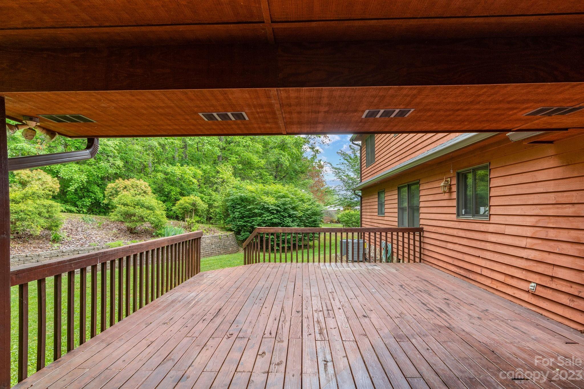 22 Sunset Drive Swannanoa NC 28778