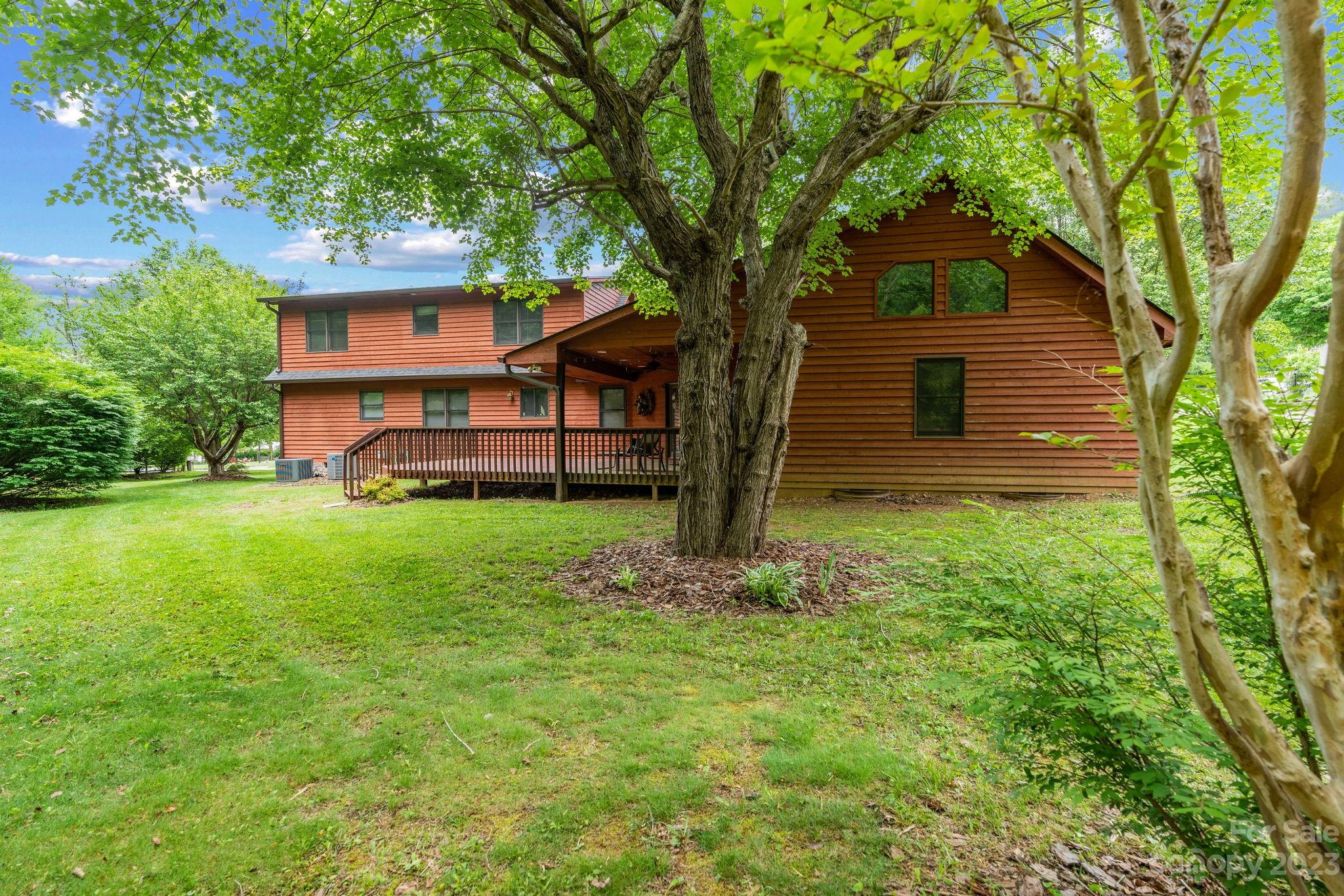 22 Sunset Drive Swannanoa NC 28778