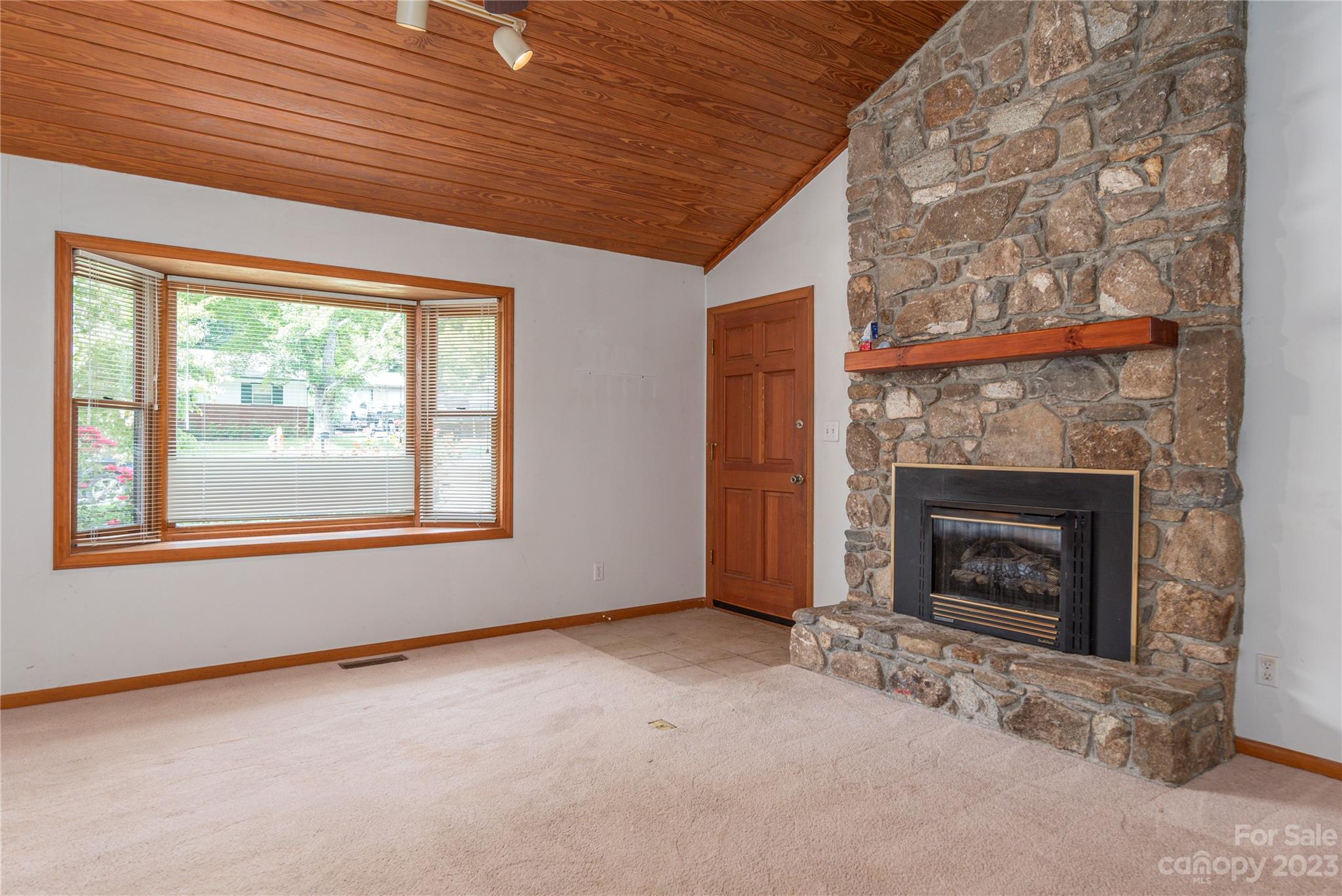 22 Sunset Drive Swannanoa NC 28778