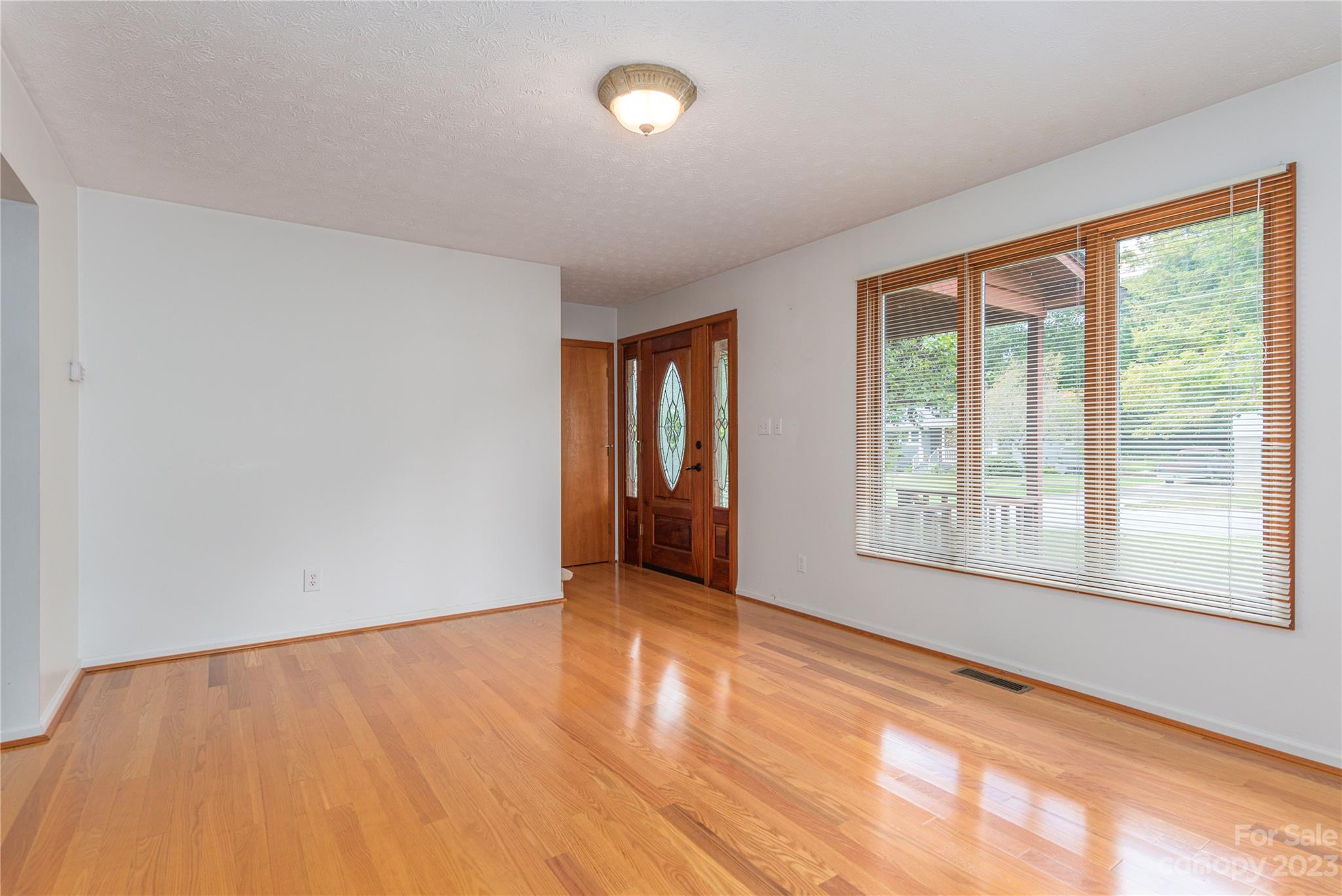 22 Sunset Drive Swannanoa NC 28778
