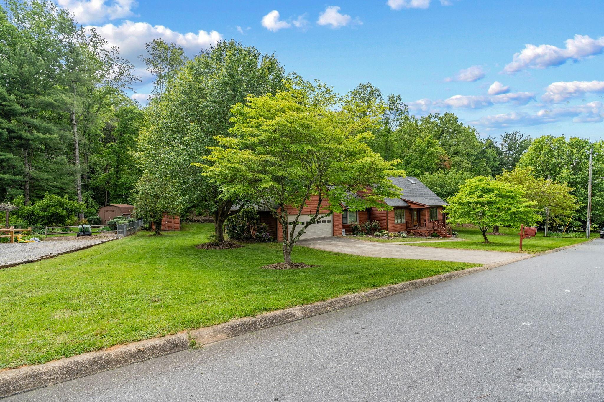 22 Sunset Drive Swannanoa NC 28778