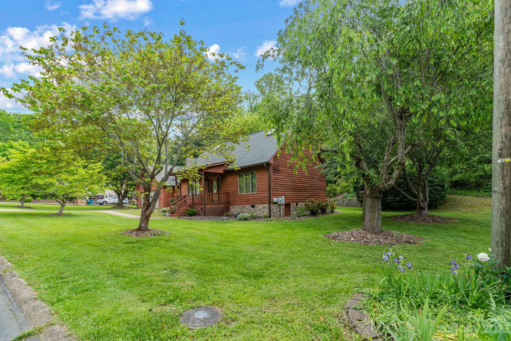 22 Sunset Drive Swannanoa NC 28778
