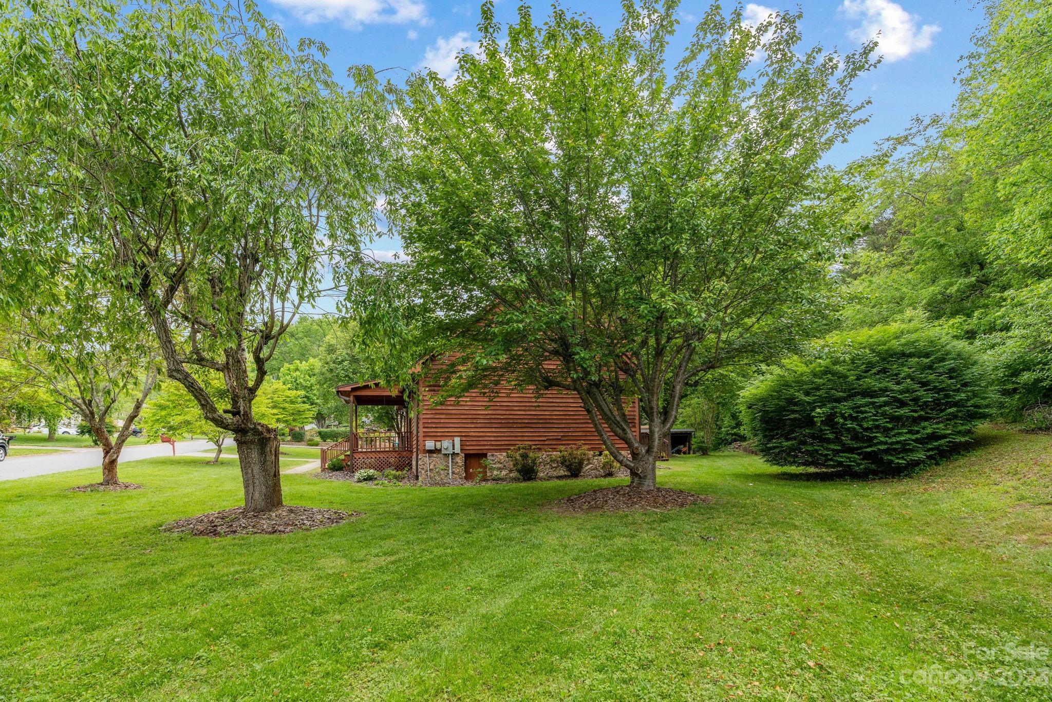 22 Sunset Drive Swannanoa NC 28778