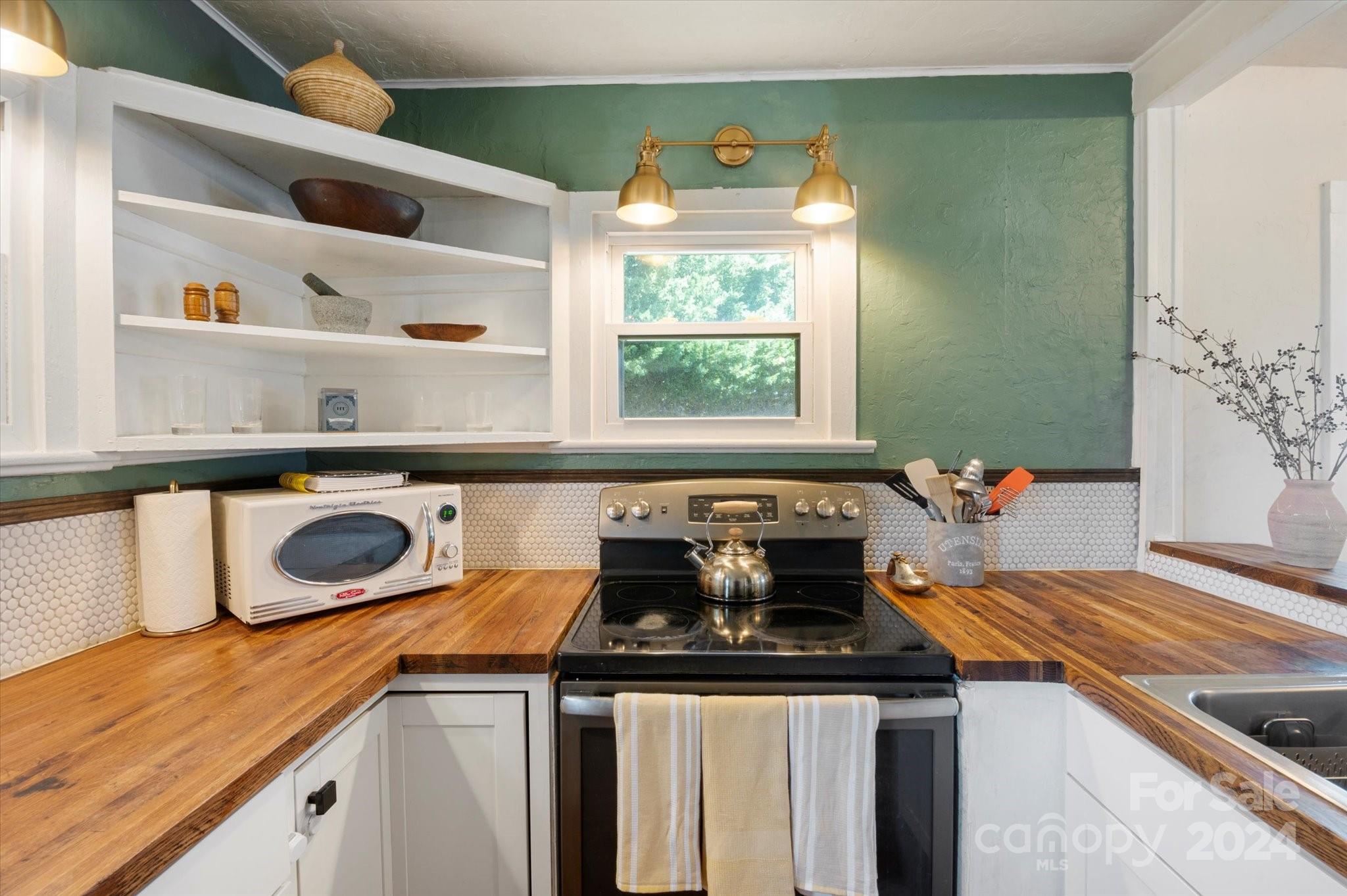 222 Governors View Road Asheville NC 28805