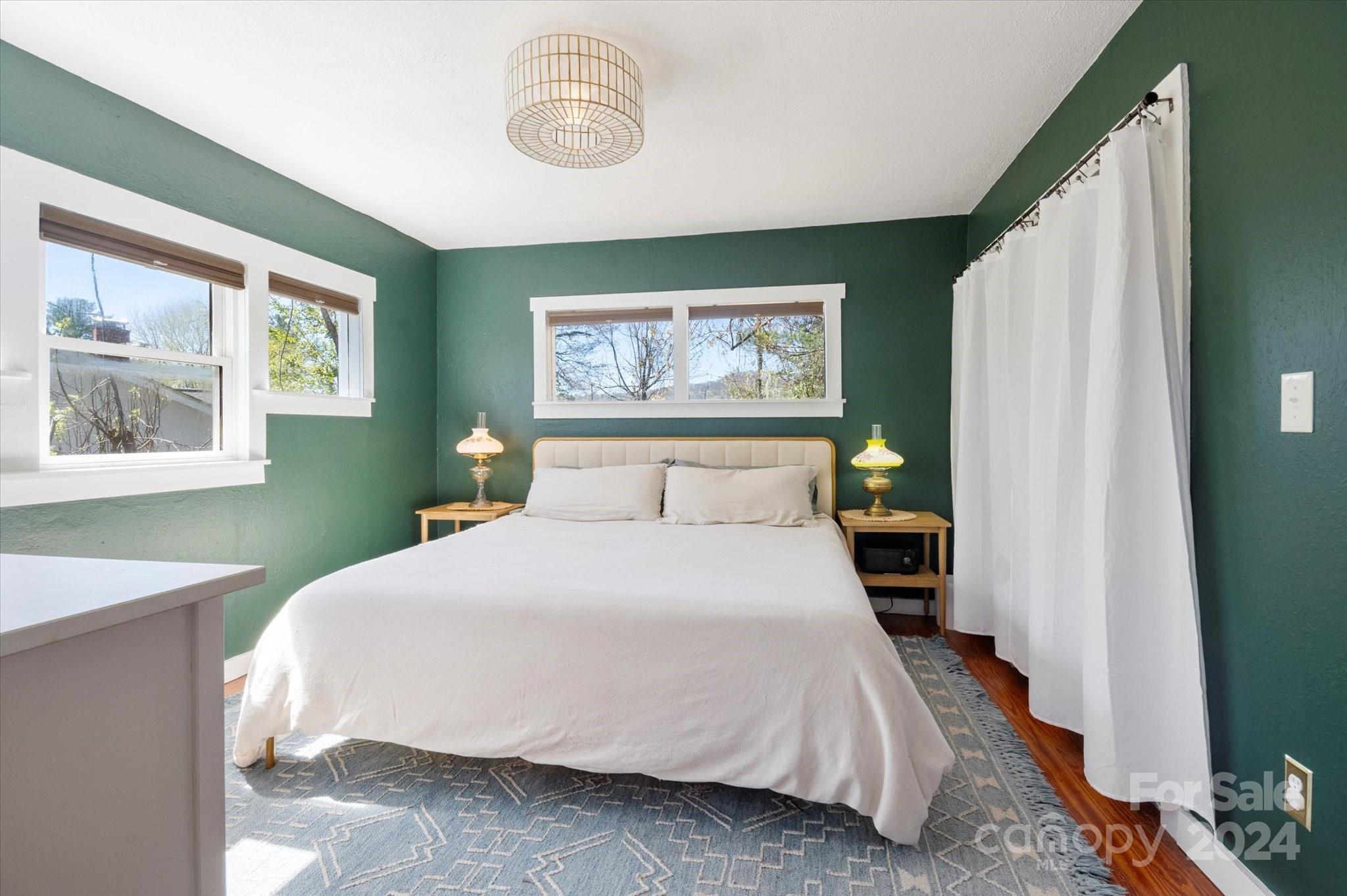 222 Governors View Road Asheville NC 28805