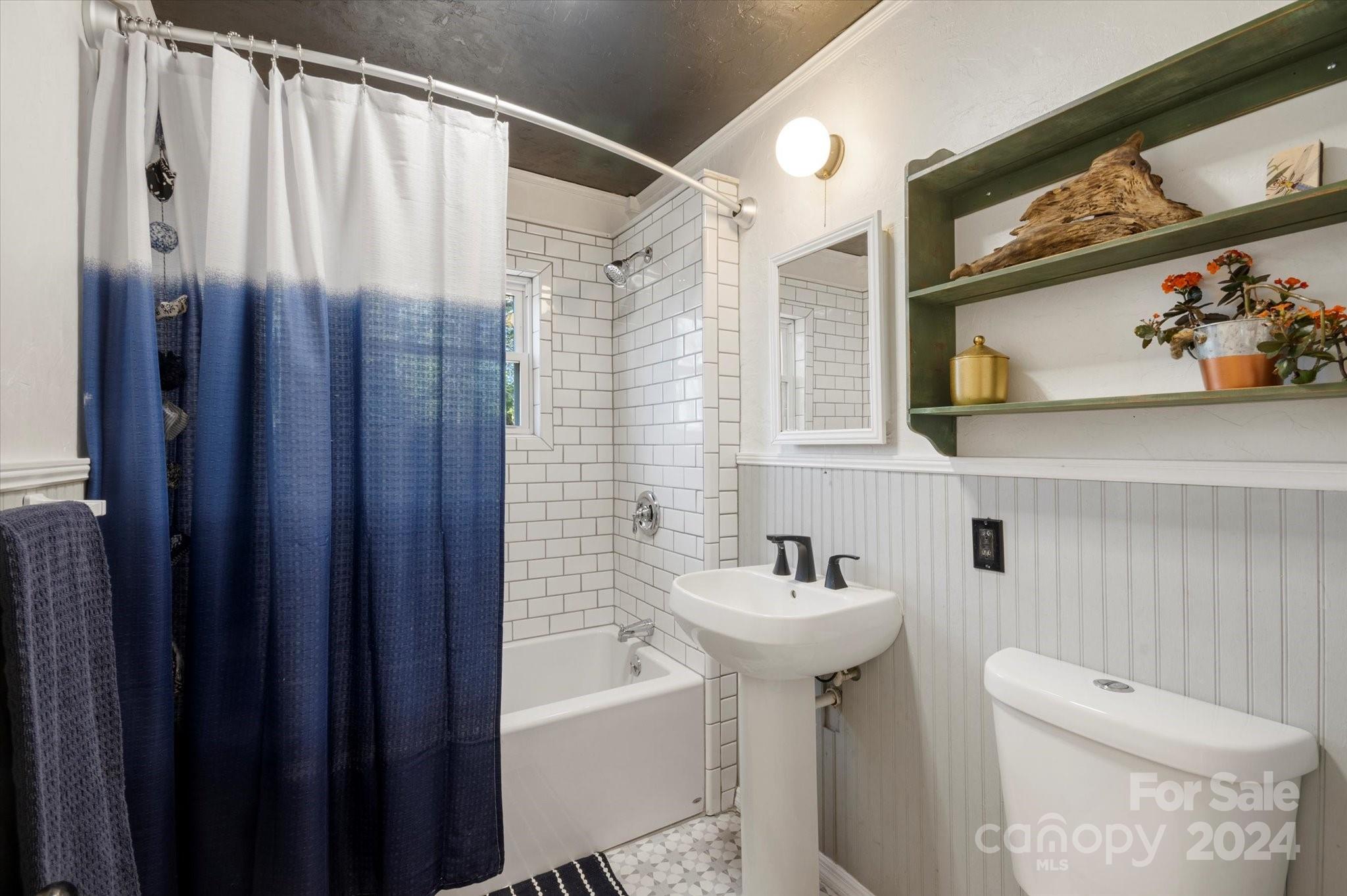 222 Governors View Road Asheville NC 28805