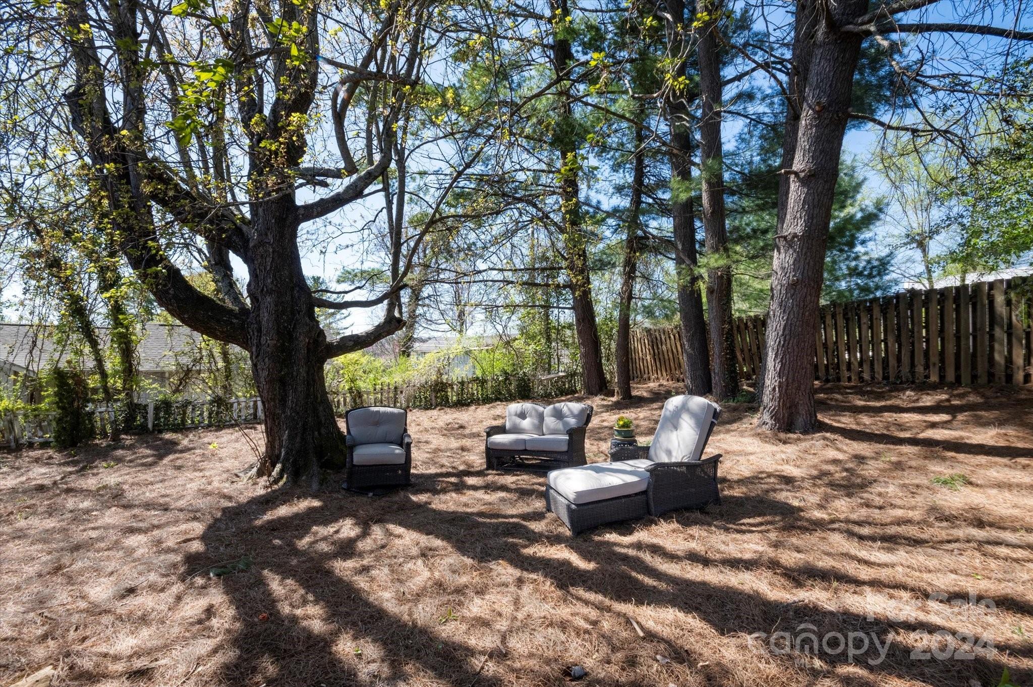 222 Governors View Road Asheville NC 28805