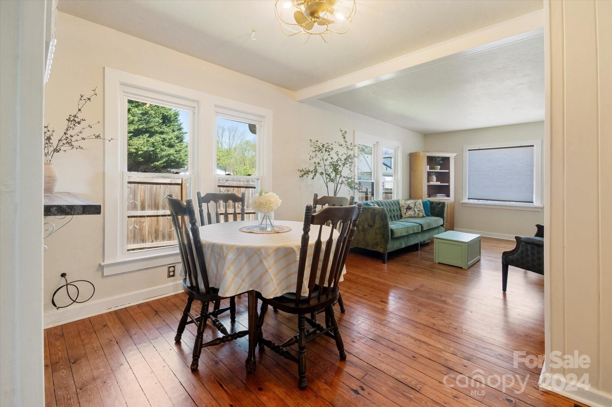 222 Governors View Road Asheville NC 28805