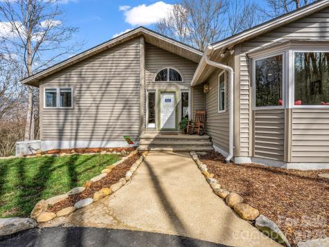209 Walnut Ridge Road Brevard NC 28712