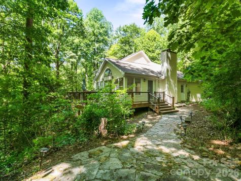 160 Little Mine Mountain Drive Saluda NC 28773