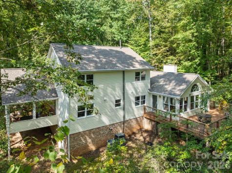 160 Little Mine Mountain Drive Saluda NC 28773