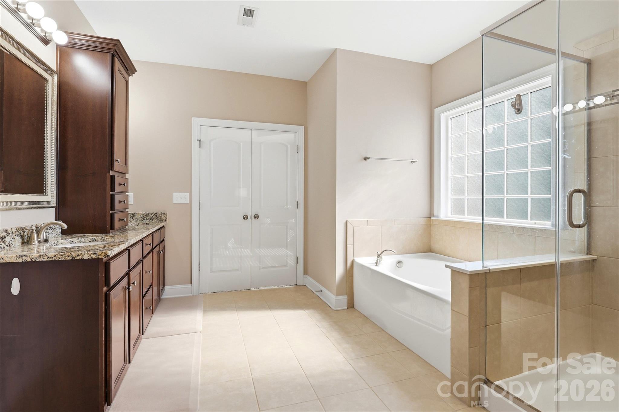 2020 Madeira Circle Waxhaw NC 28173
