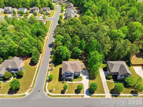 2020 Madeira Circle Waxhaw NC 28173