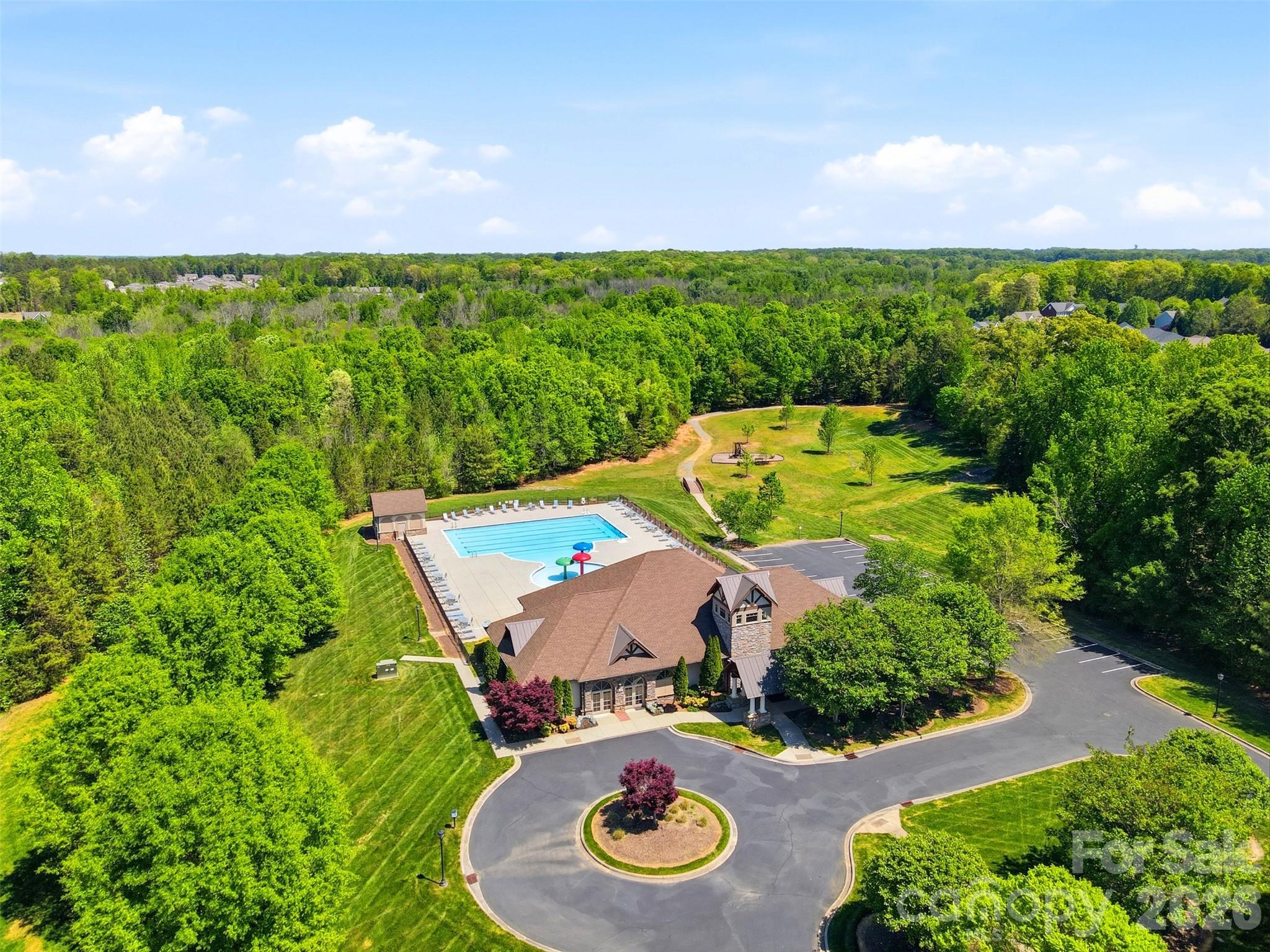 2020 Madeira Circle Waxhaw NC 28173