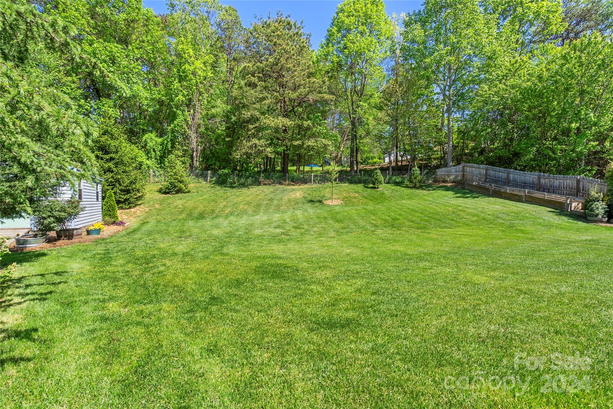 23 Marlwood Court Asheville NC 28804