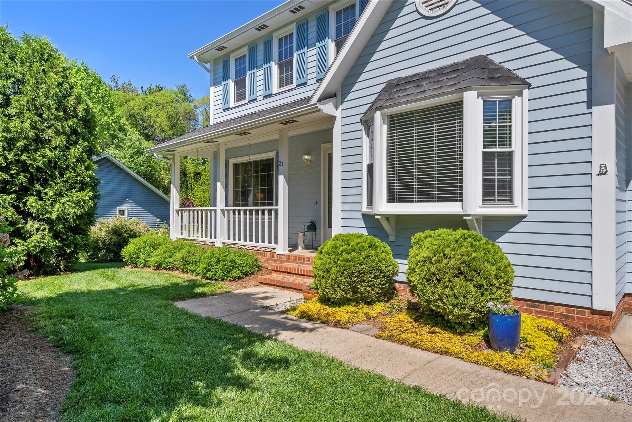 23 Marlwood Court Asheville NC 28804