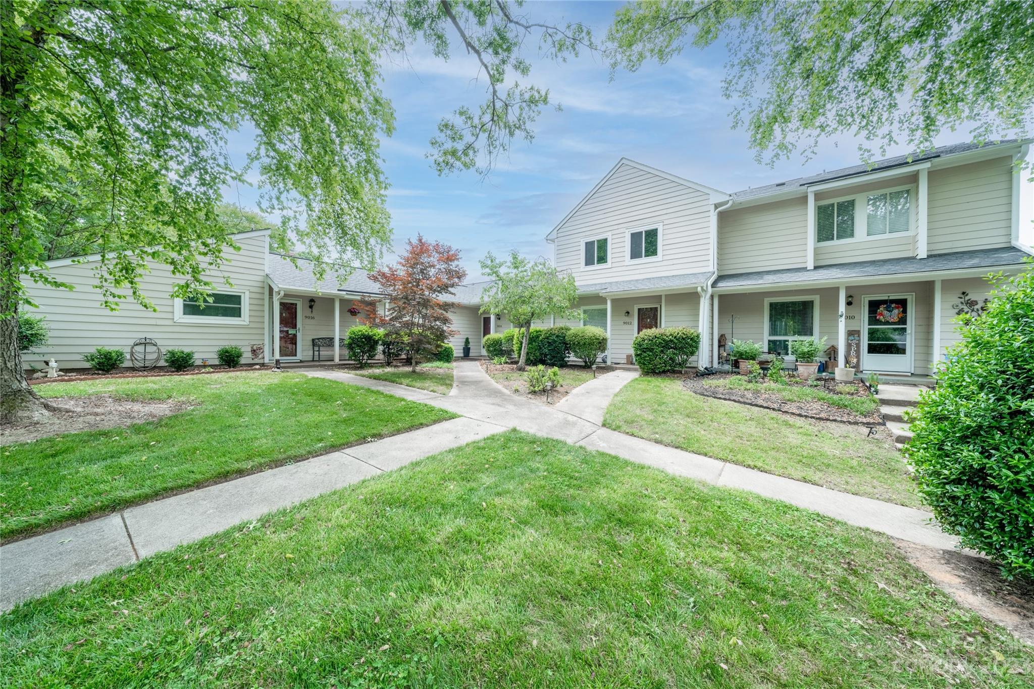 9014 Mcalpine Cove Court Charlotte NC 28270