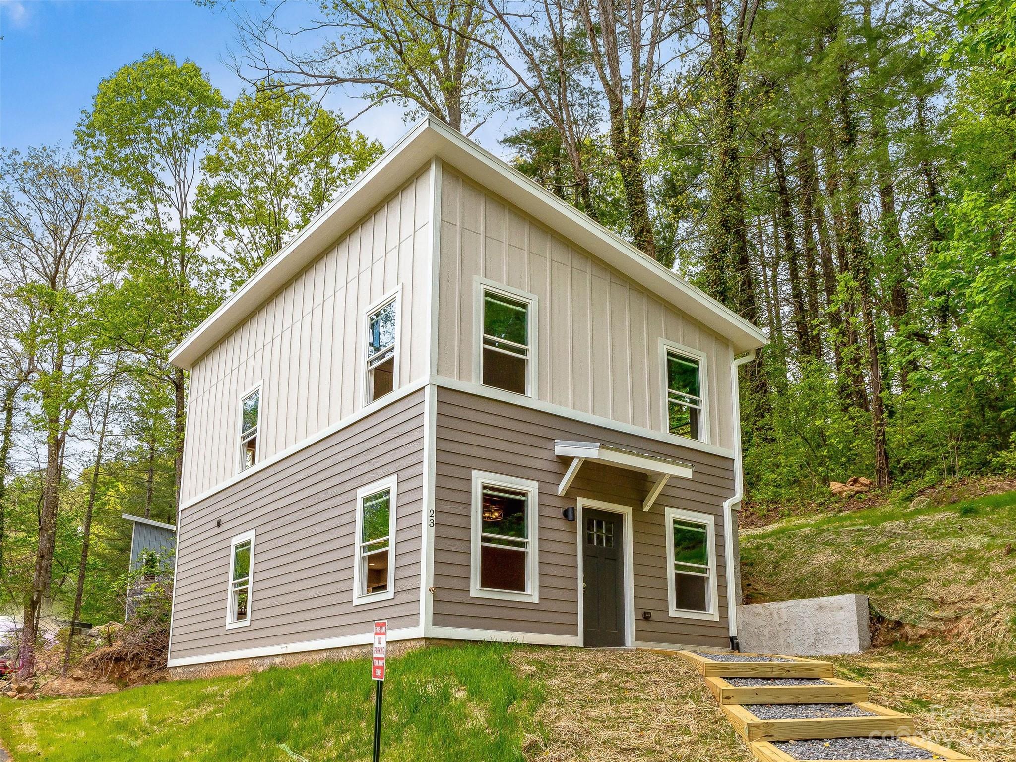 23 Borealis Lane Asheville NC 28805
