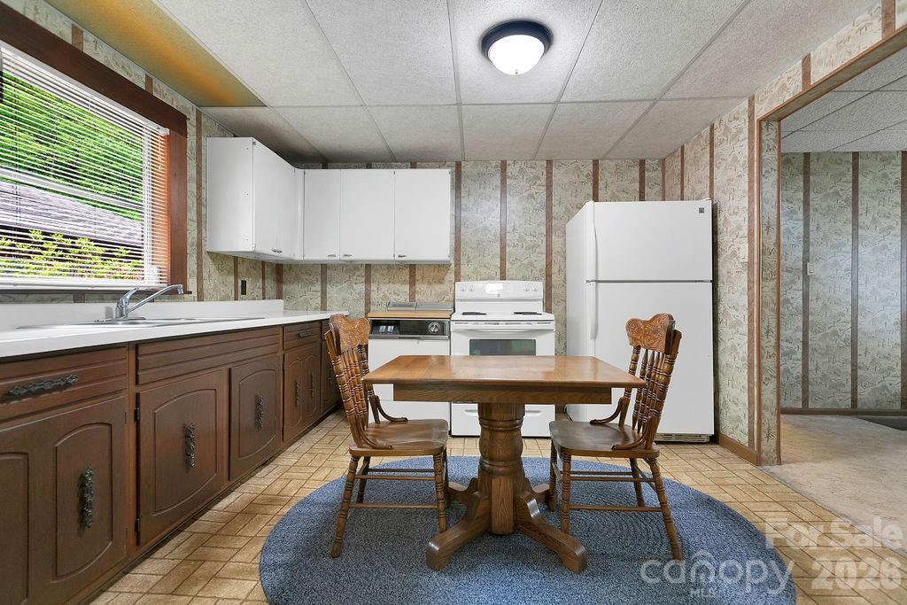520 Blythe Road Pisgah Forest NC 28768