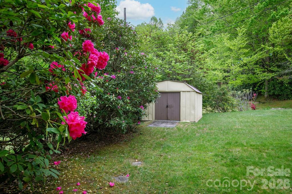 520 Blythe Road Pisgah Forest NC 28768