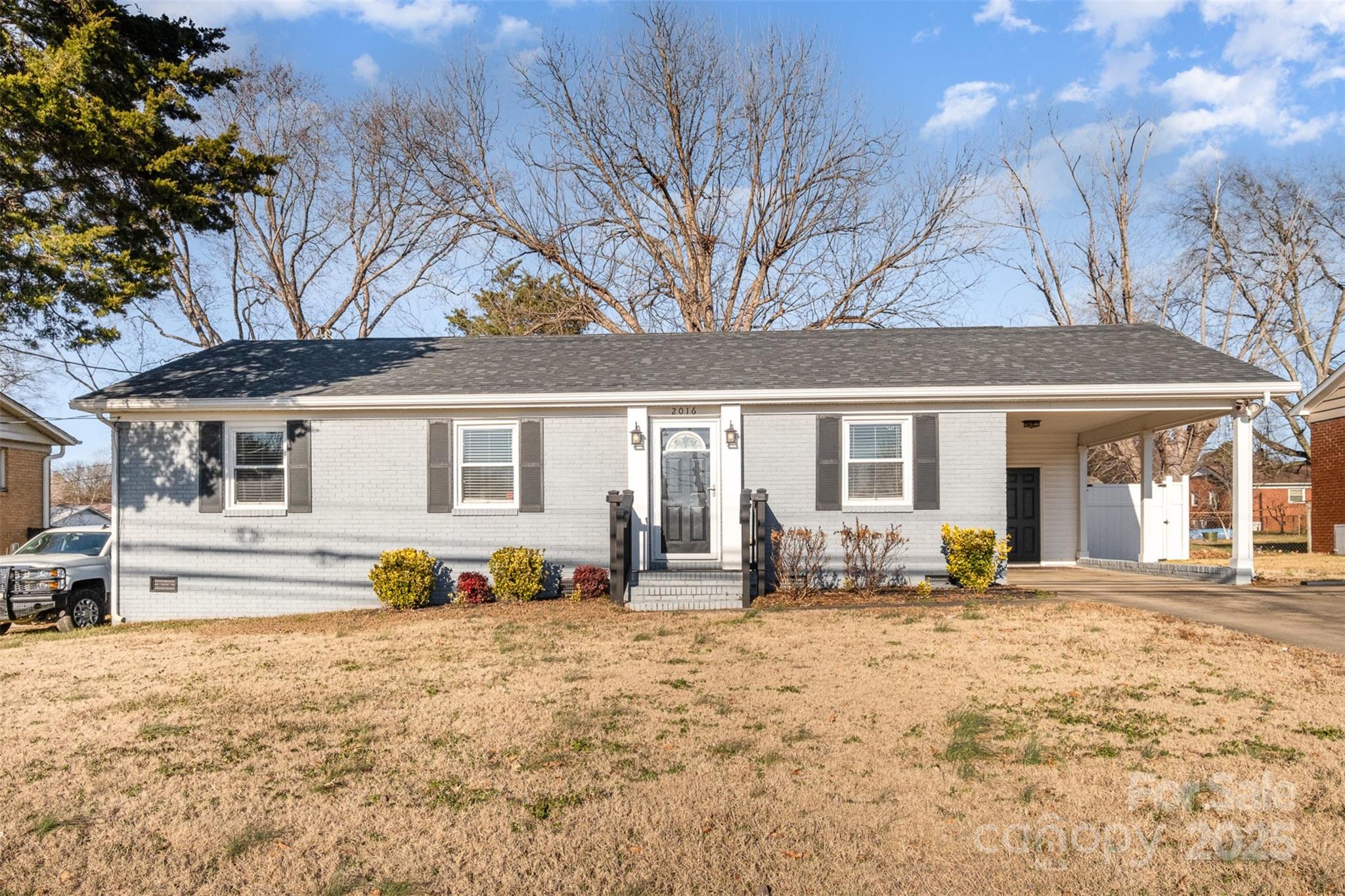2016 W Arrowood Road Charlotte NC 28217