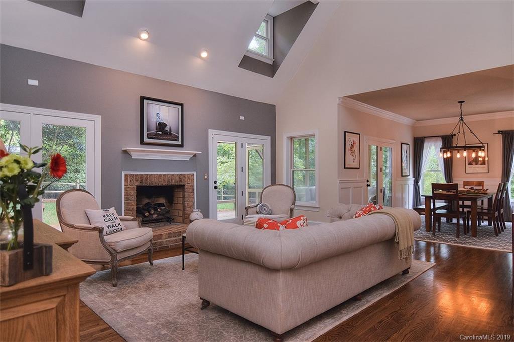 2028 Valencia Terrace Charlotte NC 28226