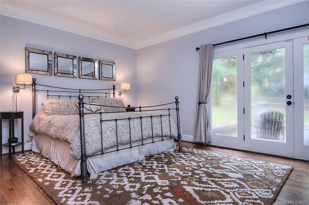 2028 Valencia Terrace Charlotte NC 28226
