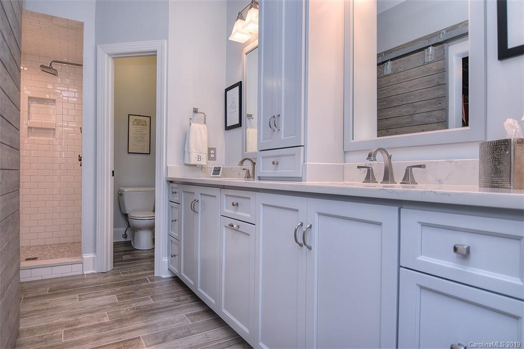 2028 Valencia Terrace Charlotte NC 28226