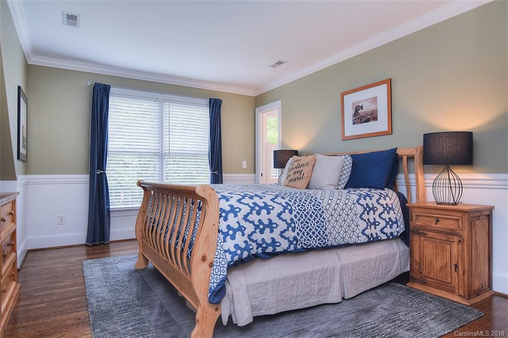 2028 Valencia Terrace Charlotte NC 28226