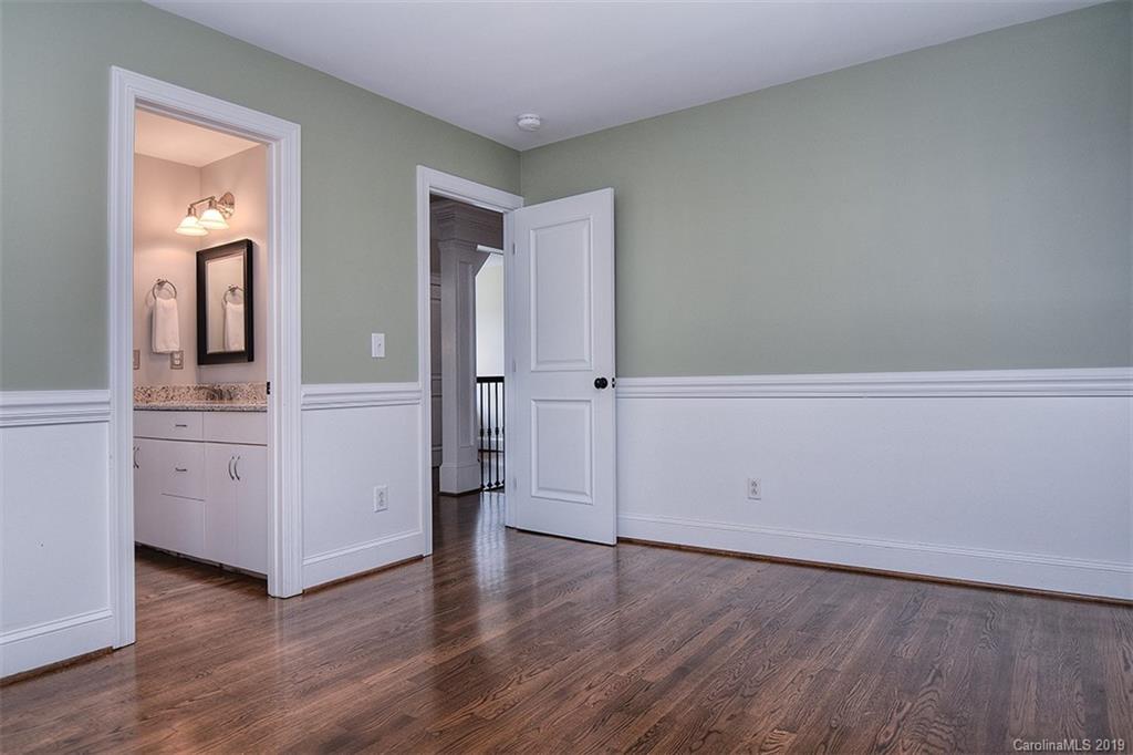 2028 Valencia Terrace Charlotte NC 28226