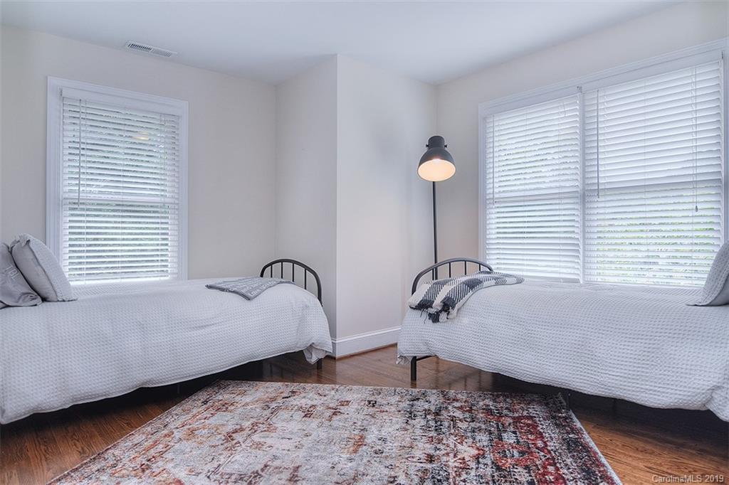 2028 Valencia Terrace Charlotte NC 28226