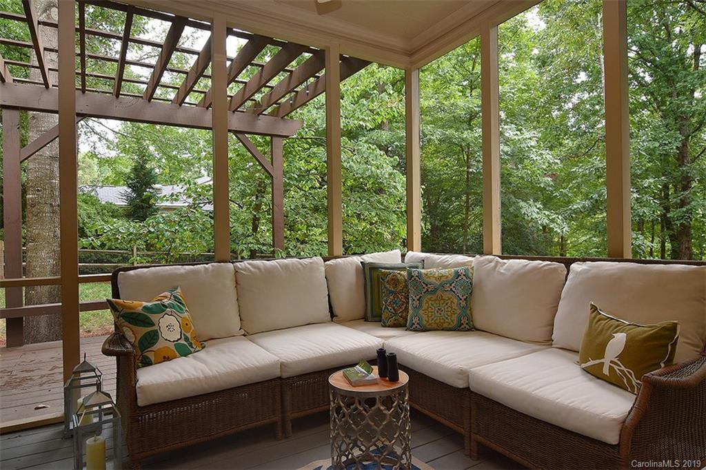 2028 Valencia Terrace Charlotte NC 28226