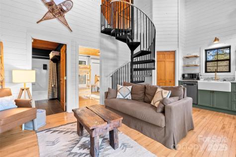 100 Bear Den Mountain View Drive Spruce Pine NC 28777