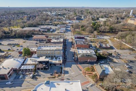 525 Winding Way Belmont NC 28012