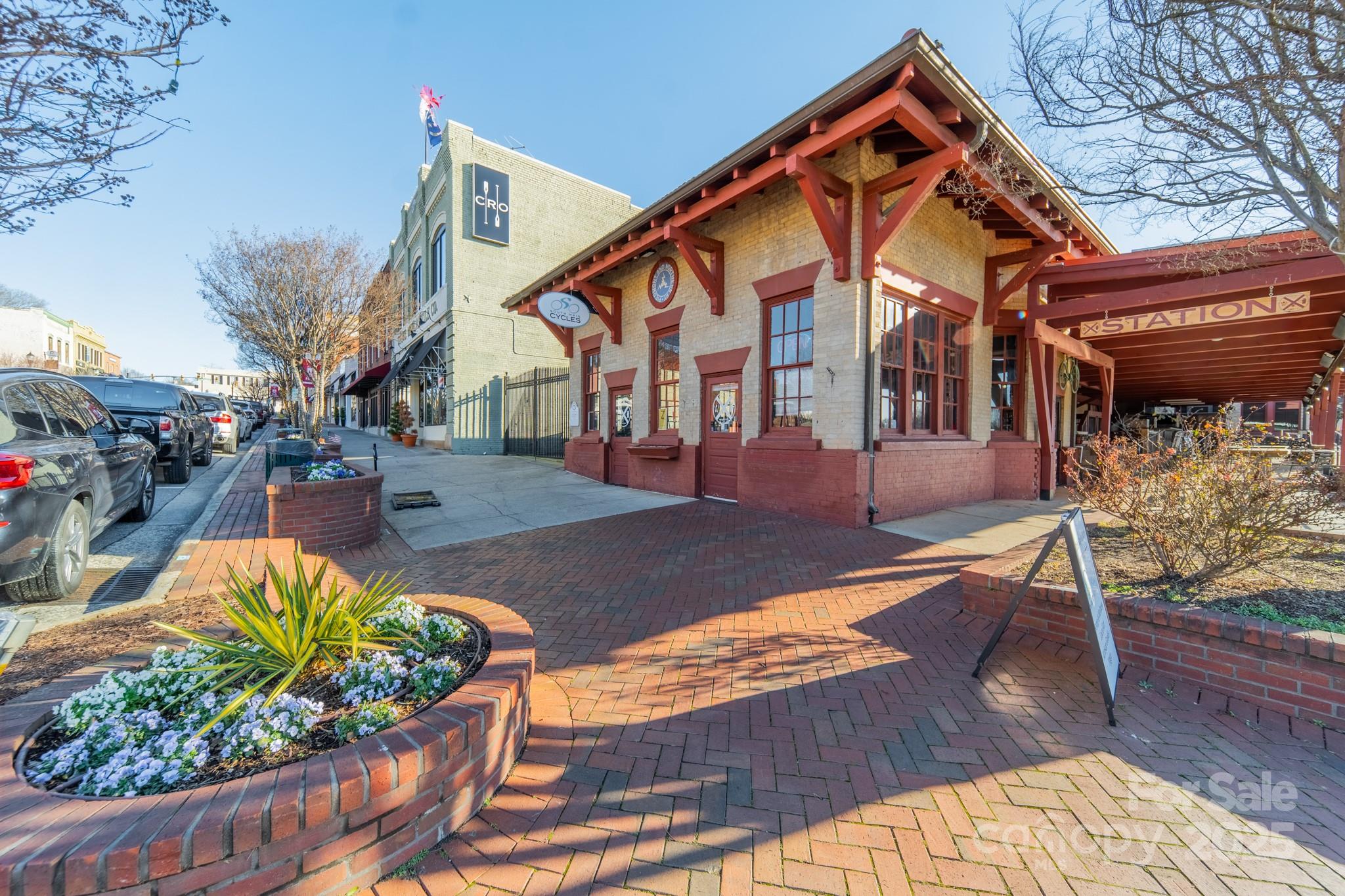 525 Winding Way Belmont NC 28012