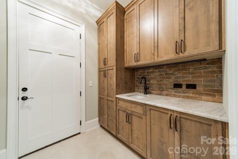 525 Winding Way Belmont NC 28012