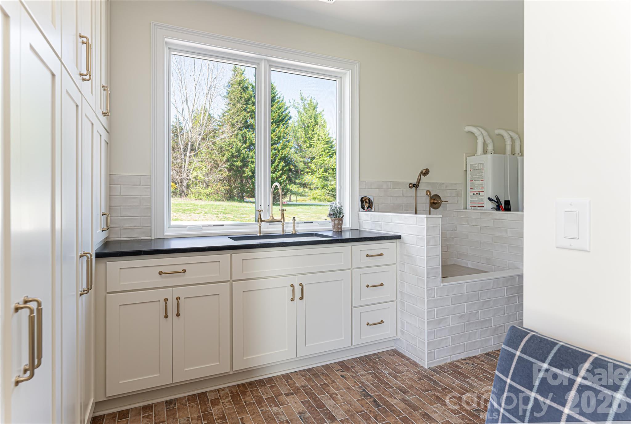 5 Sweetgrass Lane Fletcher NC 28732