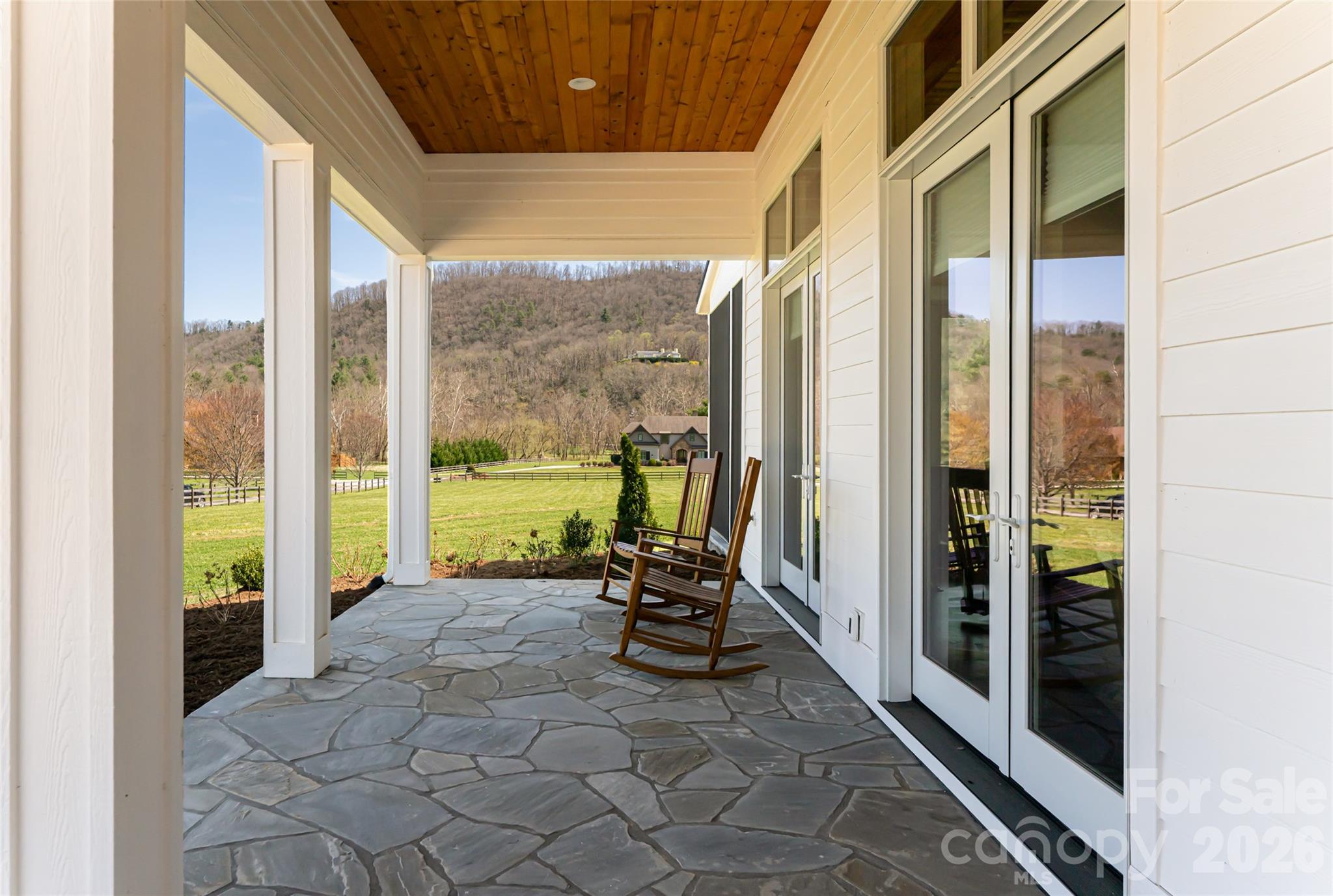 5 Sweetgrass Lane Fletcher NC 28732