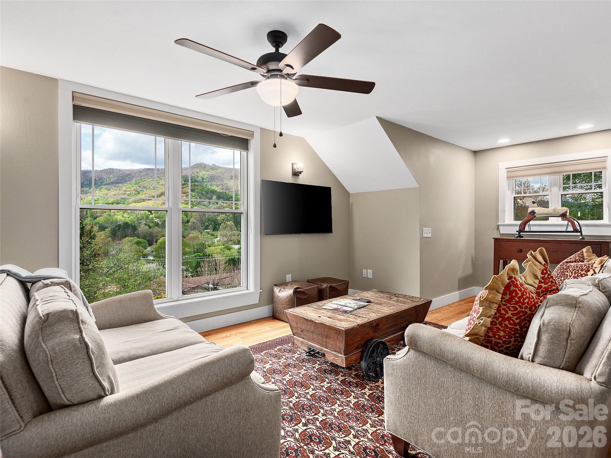 81 Boyd Avenue Waynesville NC 28786