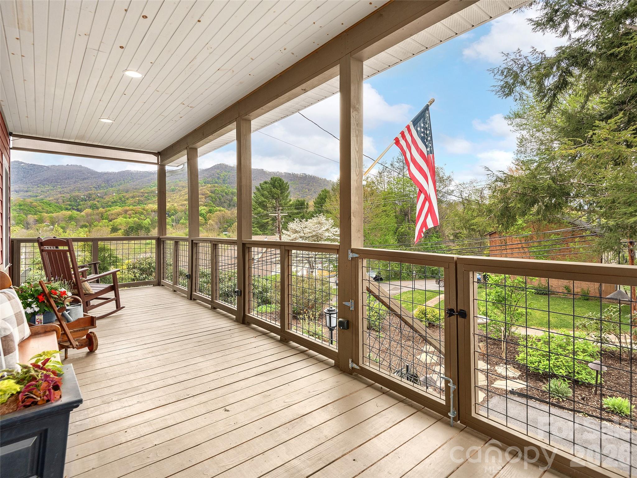 81 Boyd Avenue Waynesville NC 28786