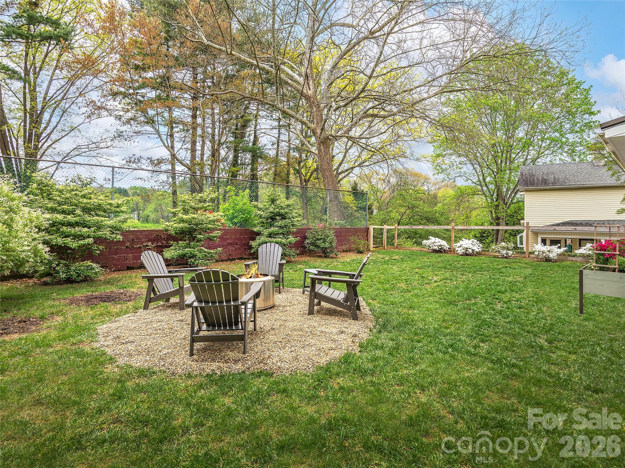 81 Boyd Avenue Waynesville NC 28786