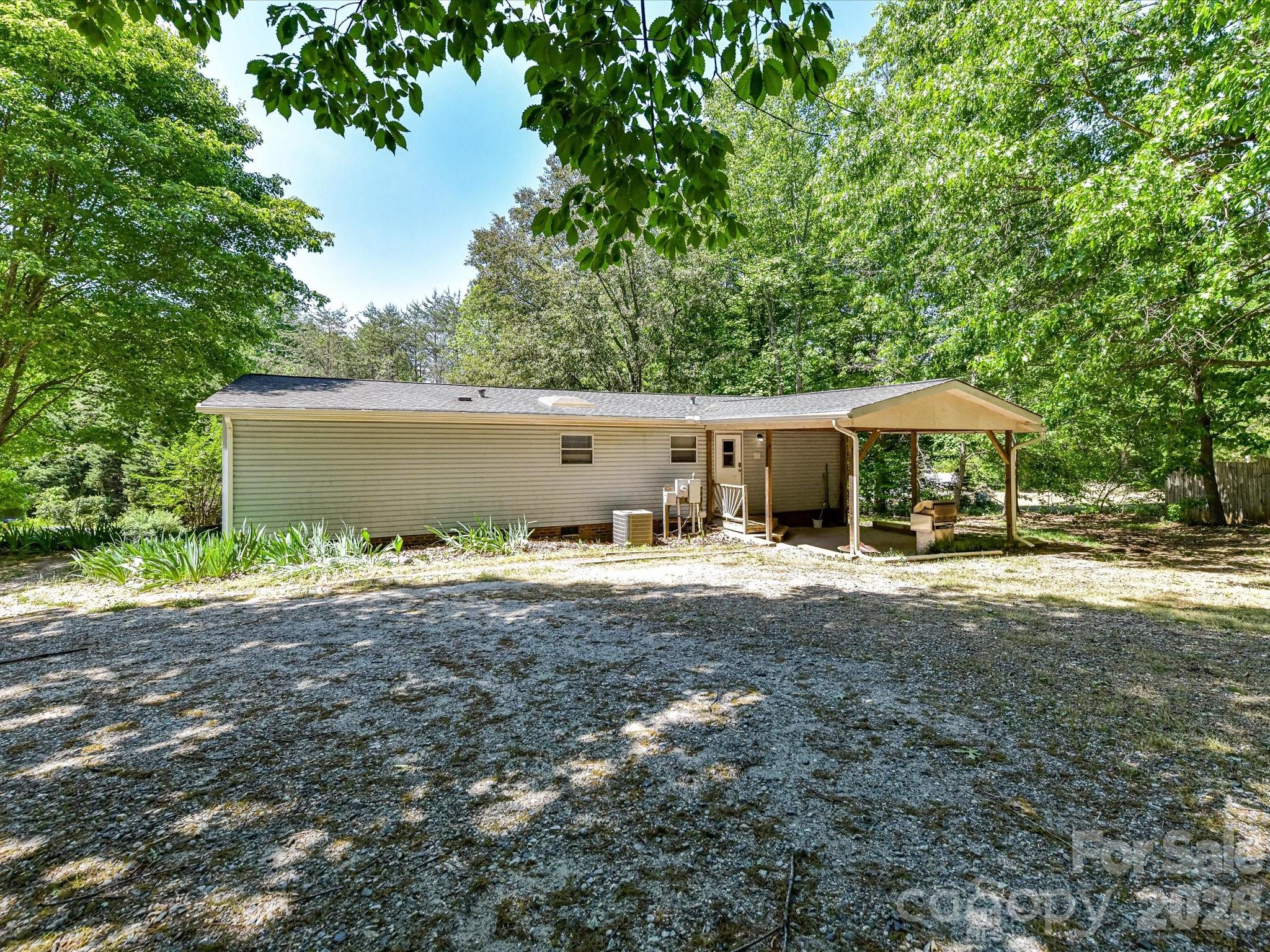 3690 Vickery Drive Maiden NC 28650